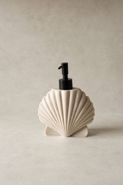 Velora Seashell Polyresin Soap Dispenser