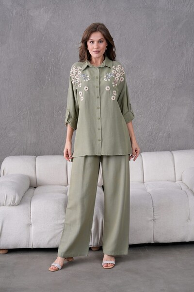 BURRASCA Oversize Linen Set with Embroidered Stones