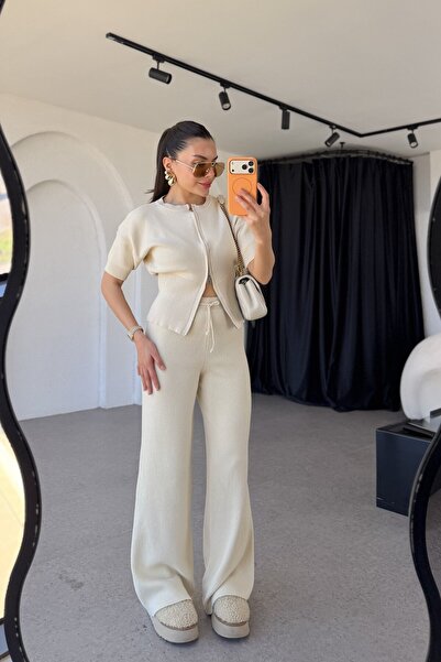 Gizem Ecemiş Lelia Krem Fermuarlı Triko Takım