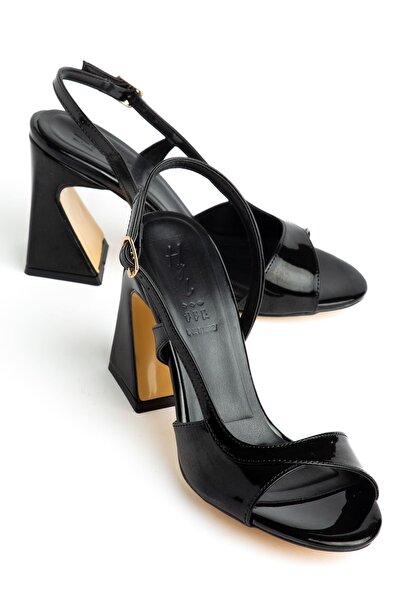 Hayalimdeki Ayakkabı Γυναικεία μαύρα λουστρίνια παπούτσια με ειδικό τακούνι κ...