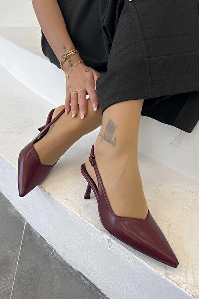 Parponi Azari Open Back Buckle Leather Heeled Shoes Burgundy