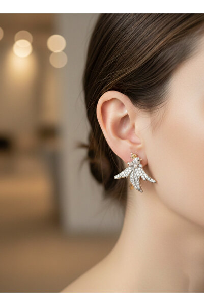 She Combines Special Design Bird Brand Earrings with Zircon Stones and Gold-S...