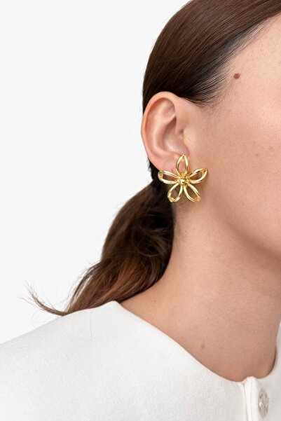 Ressia Pearl Petal Earrings