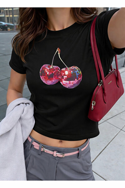 PALPİTO Γυναικείο μπλουζάκι με στάμπα σε μαύρο γυαλιστερό κερασί, με λαιμόκοψ...