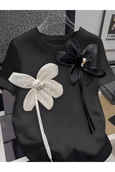 one button 2 Μαύρα και Λευκά Μπλουζάκια με στάμπα μεγάλων λουλουδιών Premium ...