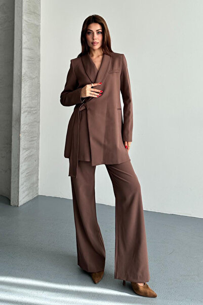 TANISA Καφέ Κάσι Κουσάκ Λεπτομερές Μακρυμάνικο Σετ Σακάκι και Παντελόνι TNS-4452