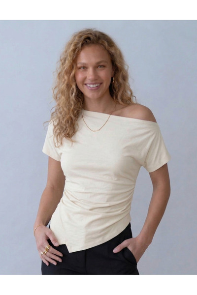 Moda Lounge YENİ ÜRÜN Kadın Pamuklu Kumaş Büzgü Detaylı Asimetrik Kesim Düşük...