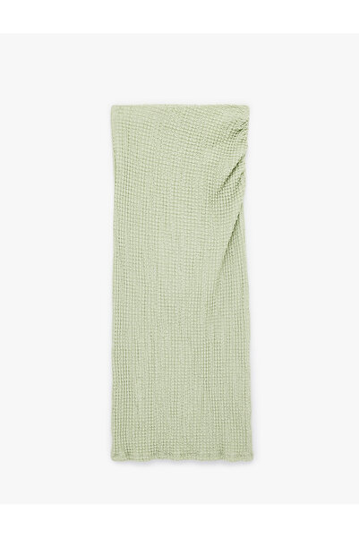 Koton Φούστα μίντι με λεπτομέρεια από ύφασμα μπουρούζι και υφή, με λεπτομέρει...