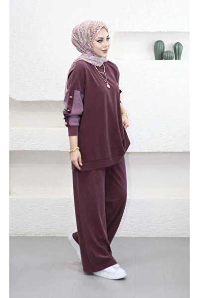 Suede Style 6352 - طقم نسائي أنيق ومريح من القماش المحبوك الناعم مع تفاصيل أز...