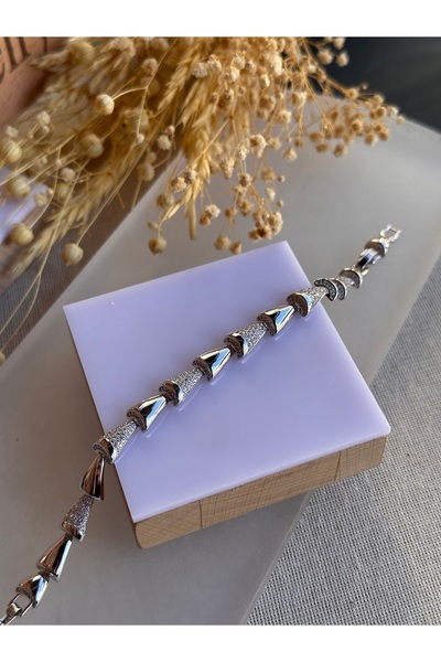 Bade Jewelry سوار Xuping الفضي طراز Huni مرصع بالأحجار الأنيقة المقاومة للصدأ...