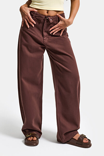 it's basic Γυναικείο καφέ τζιν 6s6-81 με ίσια εφαρμογή, λεπτομέρεια ζώνης και...