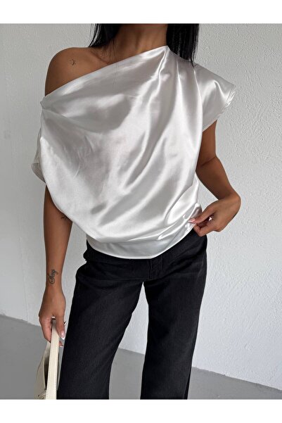 QUTTA Γυναικεία λευκή μπλούζα με κοντό μανίκι και σατέν υφή