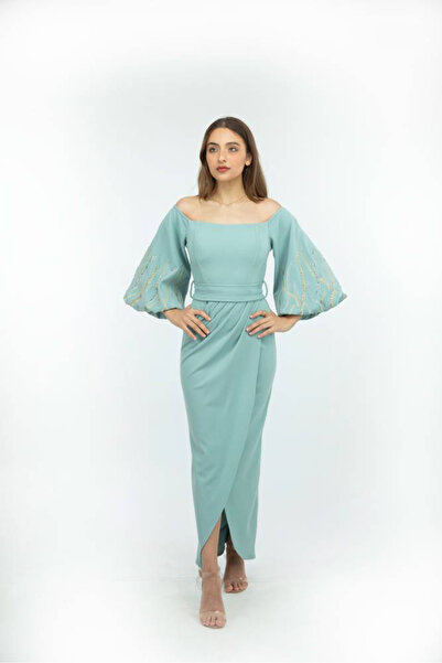 Stylish Fashion فستان من ستايلش فاشن اوف شولدر ناعم باللون السماوي بتطريز ناع...