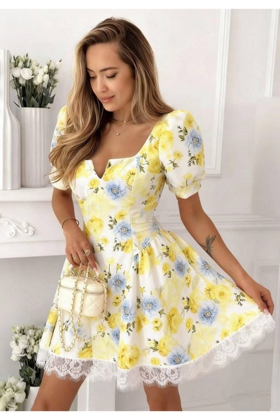 ADAMODA.RO Κοντό φόρεμα με φλοράλ σχέδιο και δαντελένια διακόσμηση
