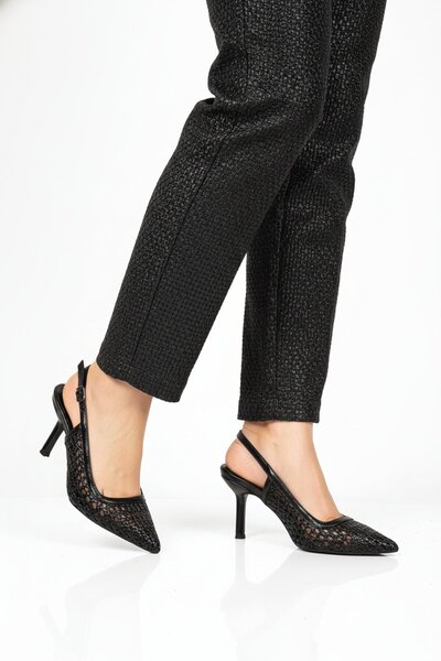 AYAKMOD Μαύρα γυναικεία βραδινά παπούτσια με λεπτό τακούνι 658248 Z