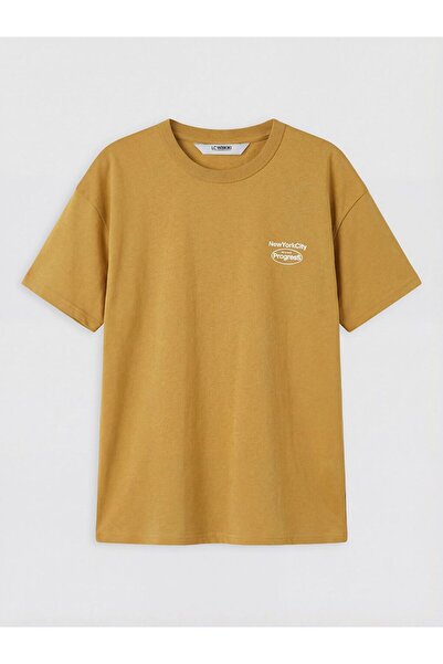 LC Waikiki تي شيرت LCW Kids Crew Neck NYC مطبوع للأولاد