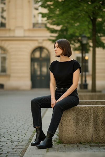 Yanları Büzgülü Siyah Crop Top