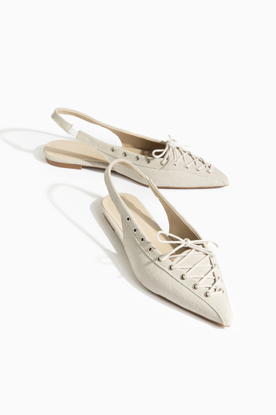 camaiore Γυναικείες μπαλαρίνες σε ανοιχτό μπεζ σουέντ με μυτερή μύτη