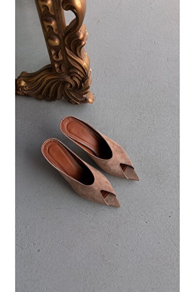 Eataly Shoes Παντόφλες με τακούνι Elmira Suede με μυτερή μύτη και τακούνι σε ...