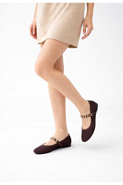 Melinta Shoes حذاء ميلينتا ك. كارف نسائي بحزام شبكي وتفاصيل مشبك