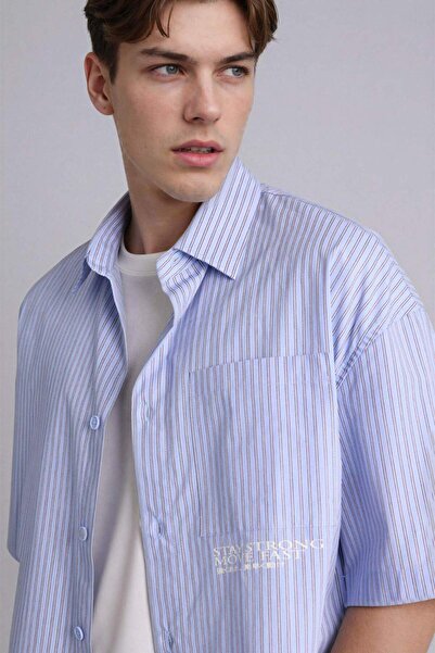 DeFacto قميص بأكمام قصيرة مخطط ومطبوع بقصة مربعة الشكل G4137AX26SM