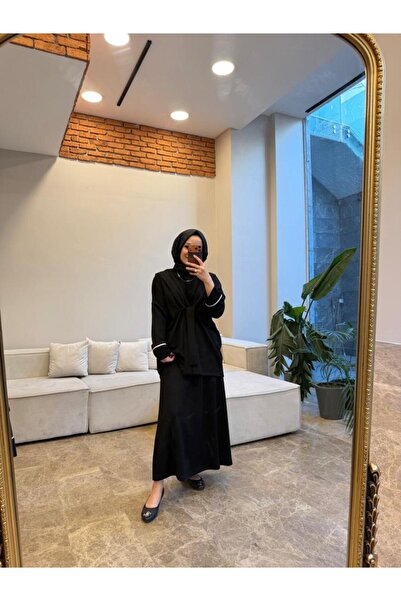 Suede Style 5973 - Κομψό, άνετο, μαλακό ύφασμα μοντάλ με λεπτομέρεια δεσίματο...