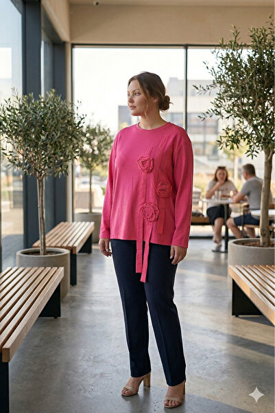 OEM Plus size pink blouse with appliquéd flowers – elegance for full-figured ...