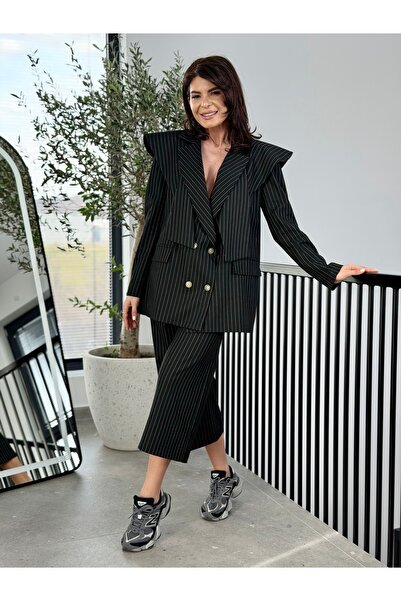 RAMONA BADESCU EXCLUSIVE Γυναικείο ριγέ κοστούμι, με oversized σακάκι με εντυ...