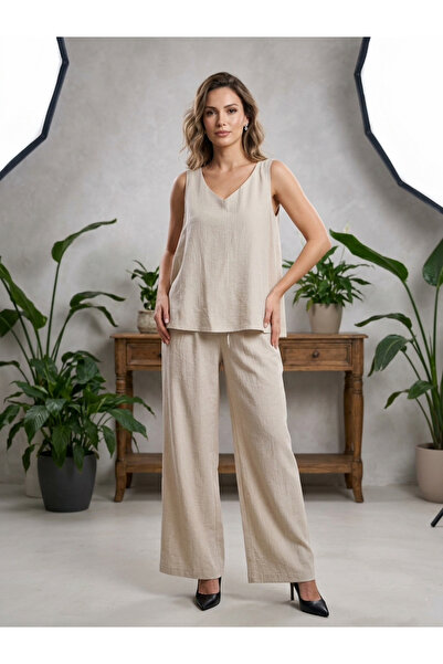 She Combines Beige Flowy Pants and Blouse Set - Comfortable, Stylish, and Lig...