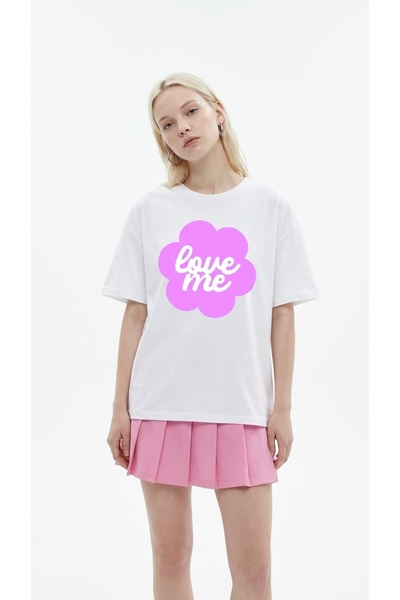 Kadın Beyaz Oversize 'Love Me' Baskılı Bisiklet Yaka T-Shirt