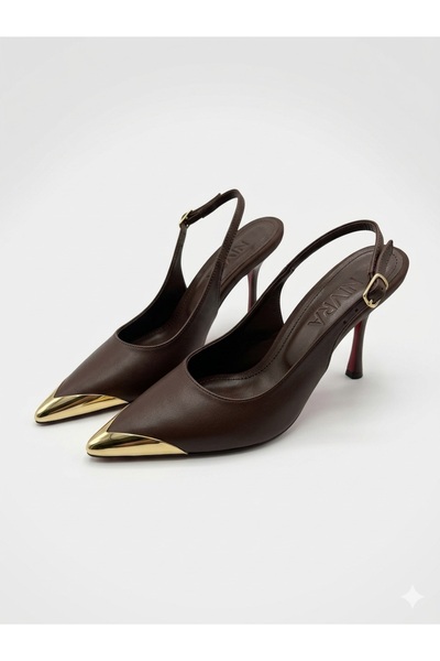 ELEVAM Γυναικεία παπούτσια με μυτερή μύτη στιλέτο με χρυσή λεπτομέρεια με ανο...