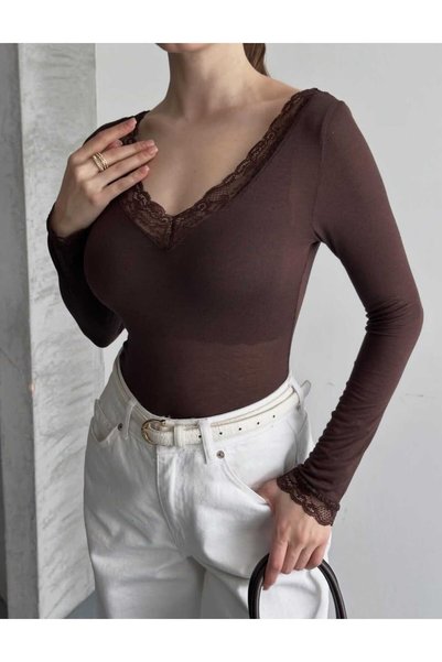 Generic Brand Collar Sleeve Lace Detailed Blouse