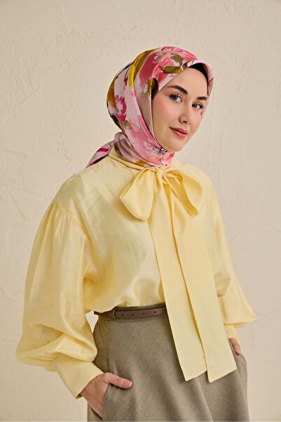 Silk Home Eșarfă din mătase twill cu model floral roz pudrat 90x90