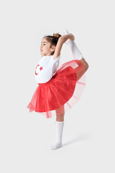 Tülü Akkoç Girl's April 23Rd Costume - White Moon Star T-Shirt and Red Tutu Skirt Set