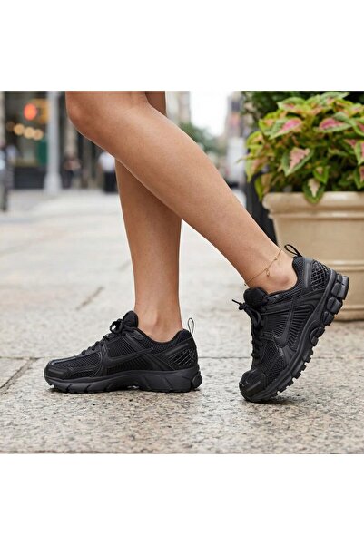 Nike Vomero 5 Αθλητικά ρούχα μαύρο σνίκερ Sportie
