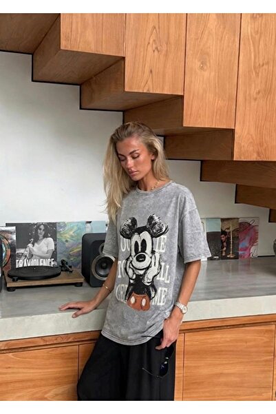 Daphne Taş Yıkamalı Oversize Dokuma Tişört (Gri)
