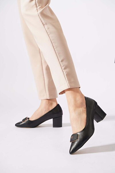 Moda Pie Γυναικεία κλασικά παπούτσια με τακούνι Deyas με μυτερή πόρπη, μαύρο ...