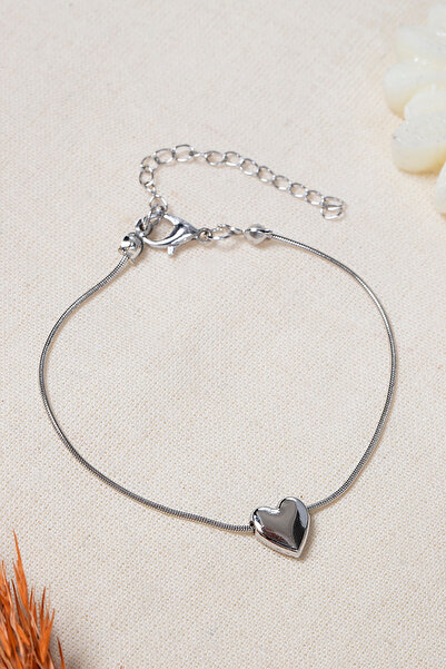 Elika Silver Women's Heart Model Snake Chain Bracelet