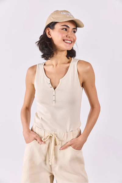VENA Women's Matilda Button Detailed Fitted Tank Top 100% Cotton - Stone