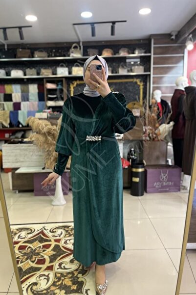 HUMEYRA Velvet Dress with Stones on the Shoulders and Waist