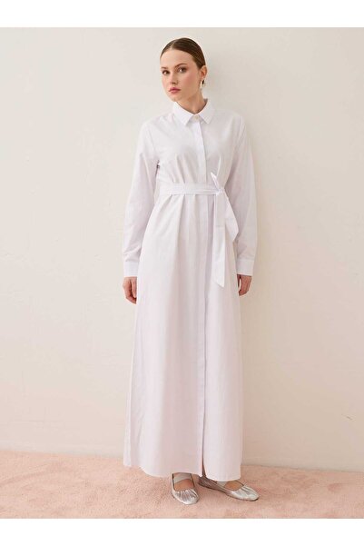 Benin Rochie cămașă cu curea și detaliu cu aplicații în față - Albă -