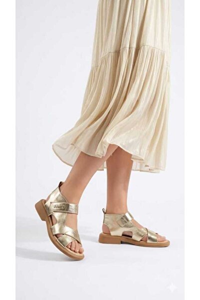 Eray Kadın hakiki deri gold renk cırtlı günlük sandalet
