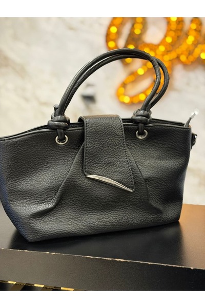 Nisam Ithal Oval Covered Bag