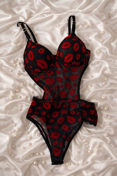 woman dudak desenli bodysuit