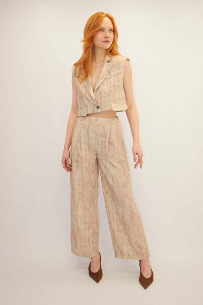 ONNO PRIVE Pocket Detailed Suit Beige