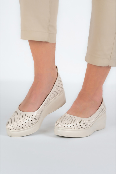 Lady Women's shoes Luna, imitation leather, beige