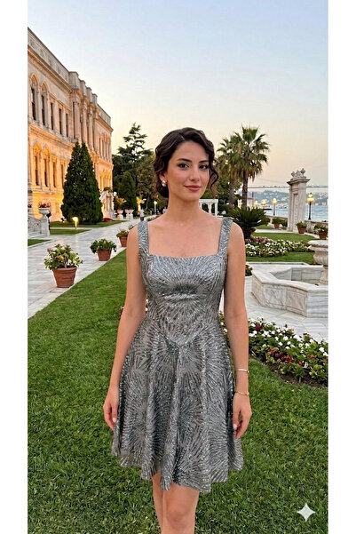 uzer abiye Çırağan Serisi Kare Yaka Simli Mini Abiye