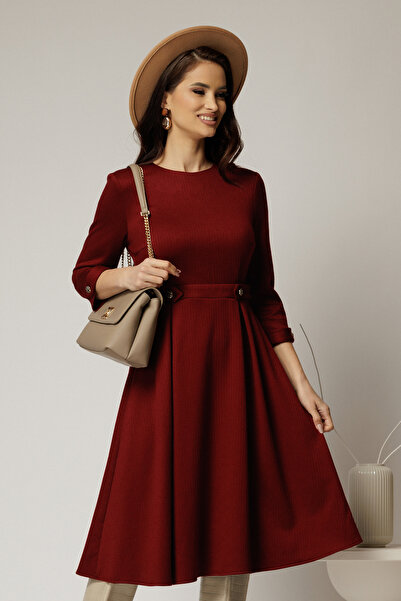 DyFashion Rochie DY Fashion midi bordo din tricot cu nasturi decorativi pe talie