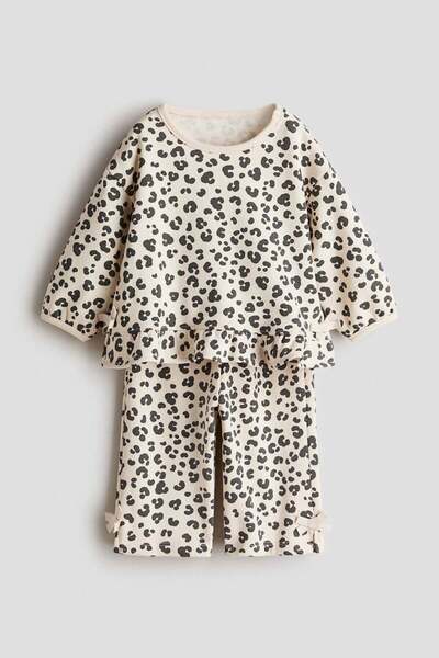 H&M 2-piece top and trousers set