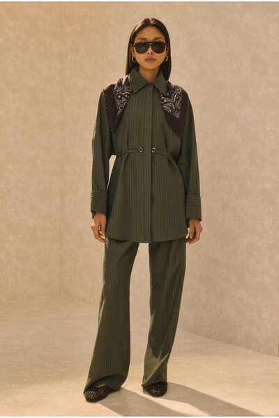 HEQA Σετ Modal με ριγέ εφέ σε πράσινο δάσος